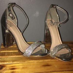 They have been worn 1 time